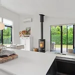 3 Bedroom Stunning In Borkop