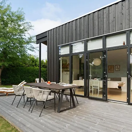 Holiday home 3 Bedroom Stunning In *
