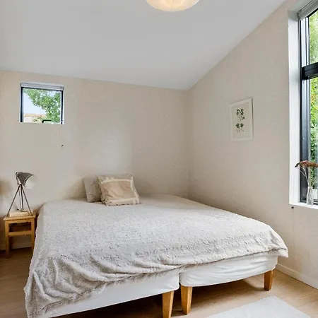 Semesterbostad 3 Bedroom Stunning In Børkop